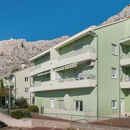 Nice Apartment In Omis With House Sea View Ngoại thất bức ảnh