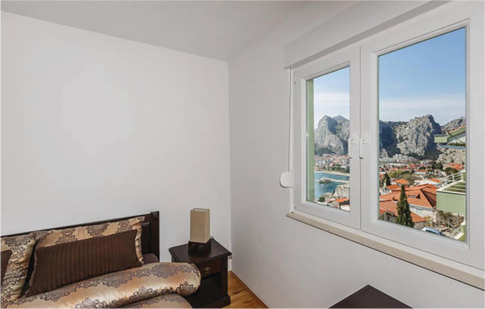 Nice Apartment In Omis With House Sea View Ngoại thất bức ảnh